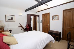 Bedroom- click for photo gallery